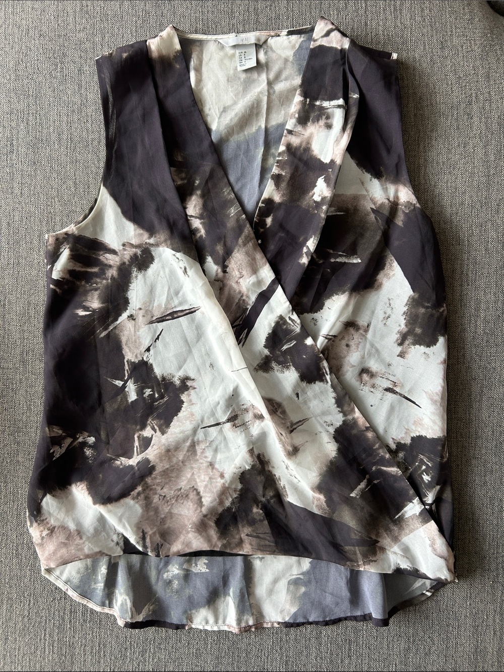 H&M Abstract Print Wrap Top